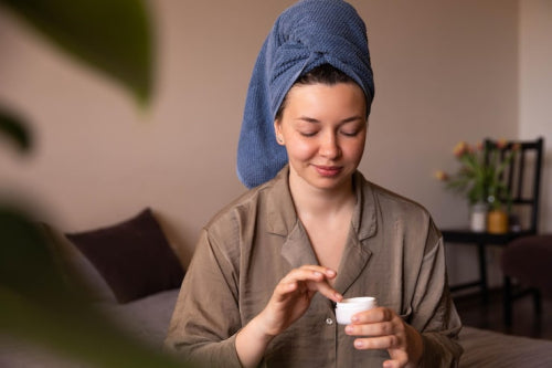 How Moisturizers Help Restore the Skin Barrier