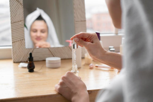 Booster Serum vs Moisturizer: Which Step Comes First?