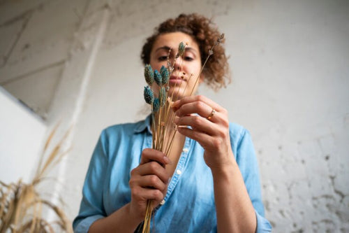 How to Choose Skincare Inspired by Ancestral Botanical Wisdom