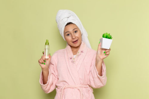 How to Choose Between Oyu Botanica Serum and Moisturizer Products