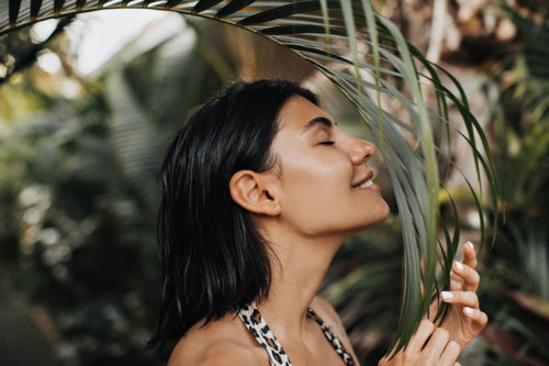 Sensory-Driven Skincare Experiences Enhance Botanical Wellness