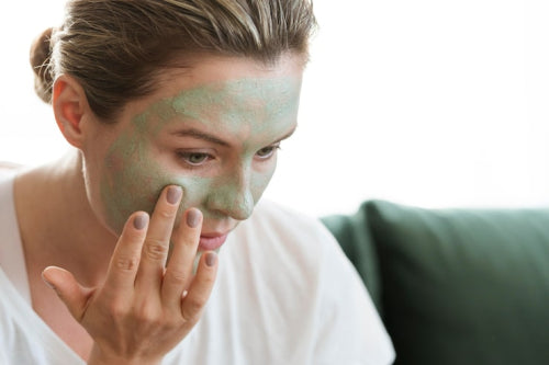 The Growing Popularity of Organic Skincare for Acne Treatment
